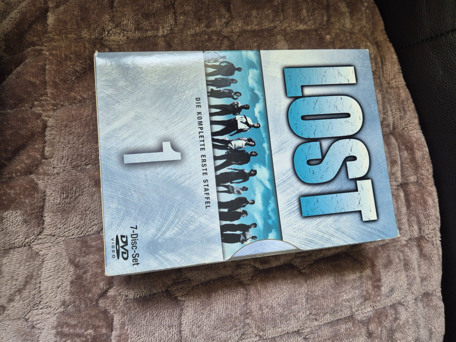 Tutti i DVDs: LOST DVD-Box, Staffel 1-3 – Usato da Zürich venduto da M0ZA 6