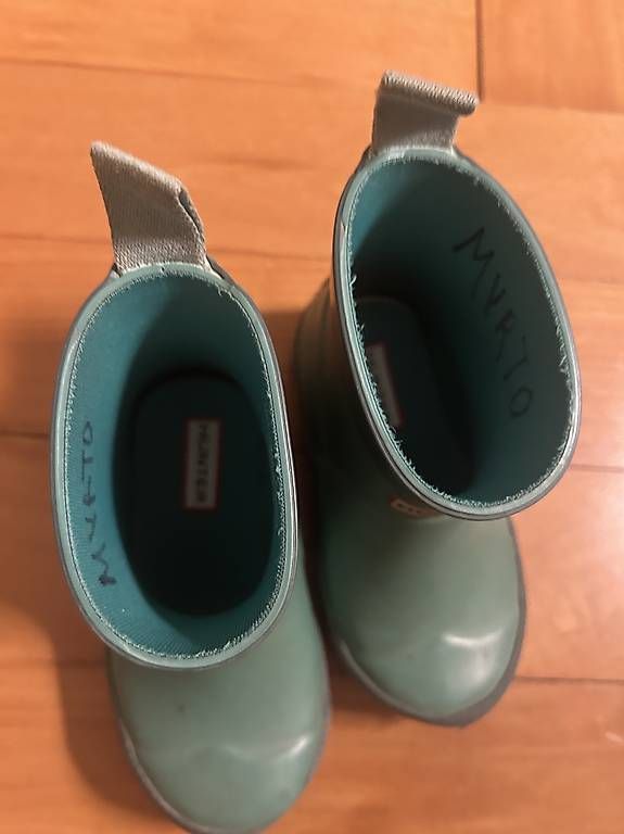 Hunter Scarpe da uomo: Hunter Kleinkind Gummistiefel – Usato da Zürich venduto da car_z6vm 1