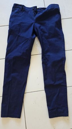 Chinos DRYkorn marineblau Grösse 34/34 nie getragen
