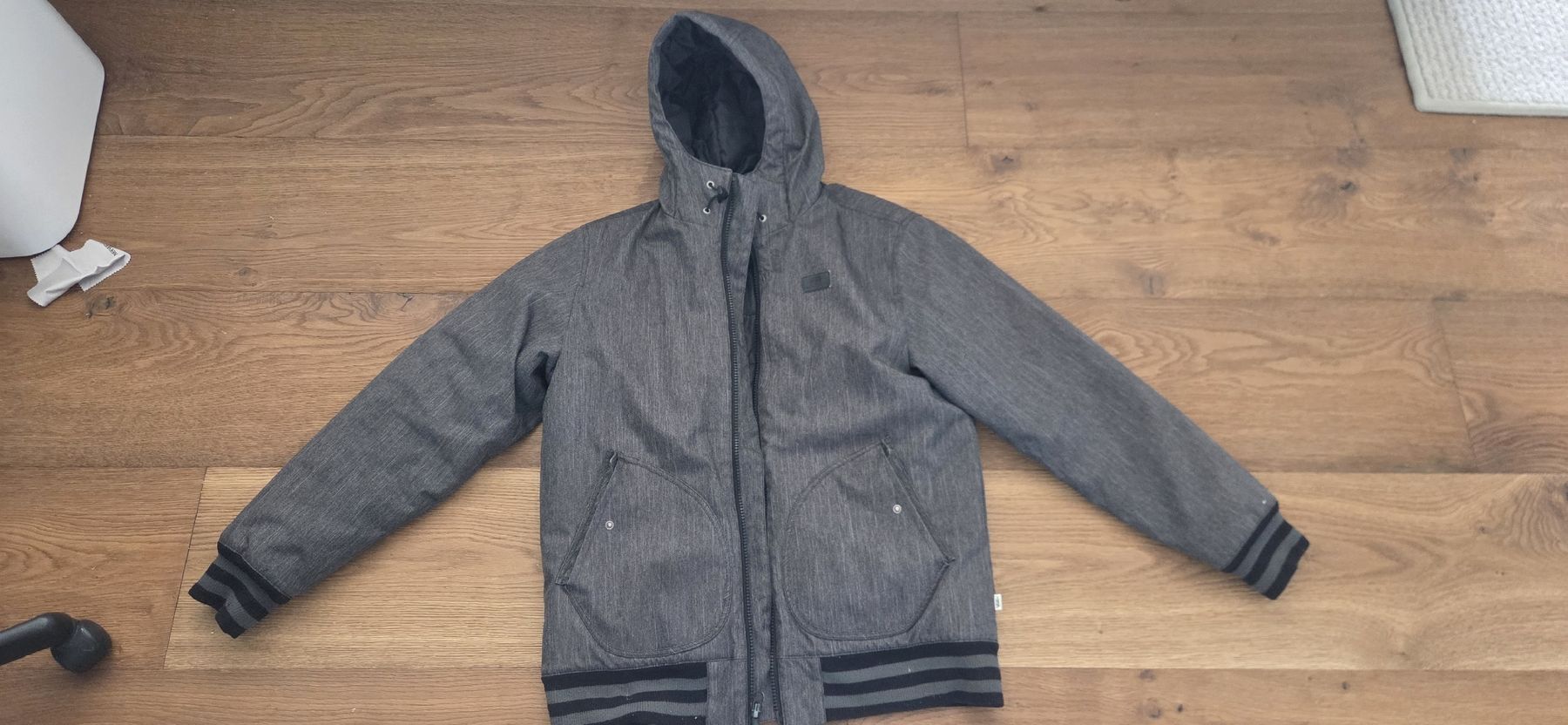 Giacche: Vans Winterjacke Gr. L  – Usato da Uetliburg SG venduto da oli_xfz8 1