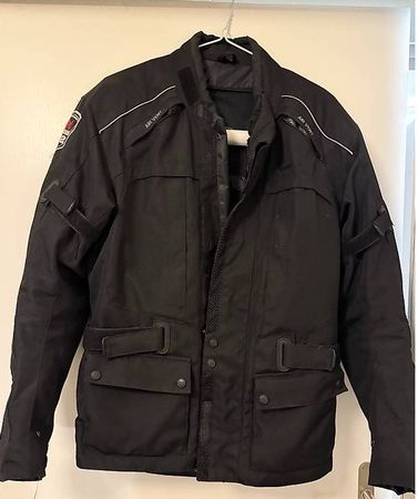 Qualitäts-Motorrad-Jacke, Grösse M inkl. schwarze Handschuhe