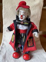 Porzellan Clown Figur sehr  guter Zustand 33 cm