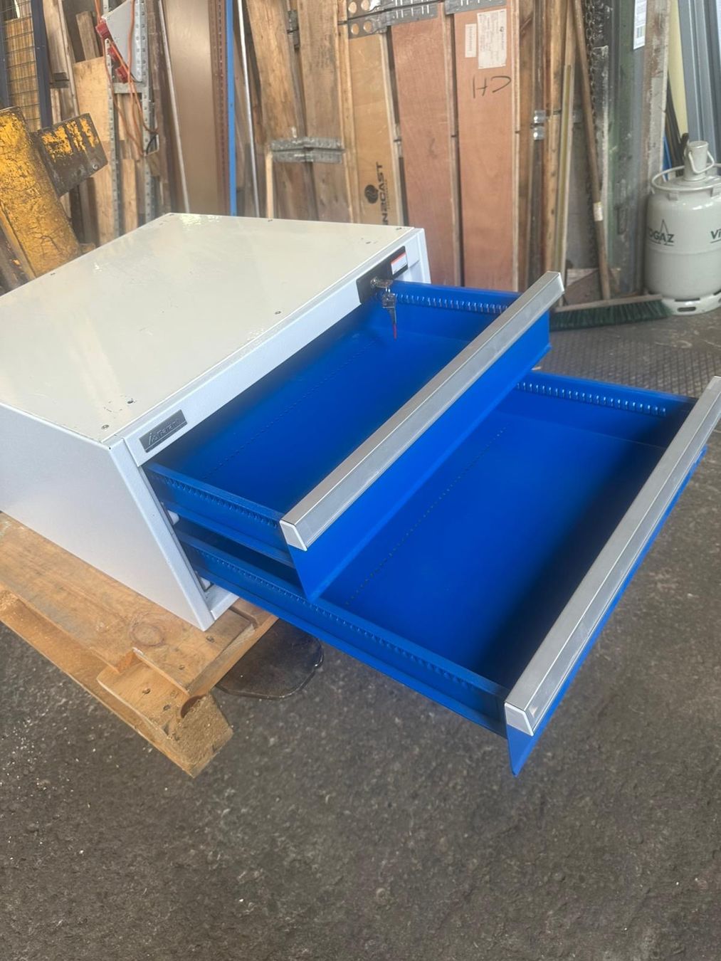 Armadi: Schubladenstock, Schubladenschrank – Usato da Uzwil venduto da polytool 1