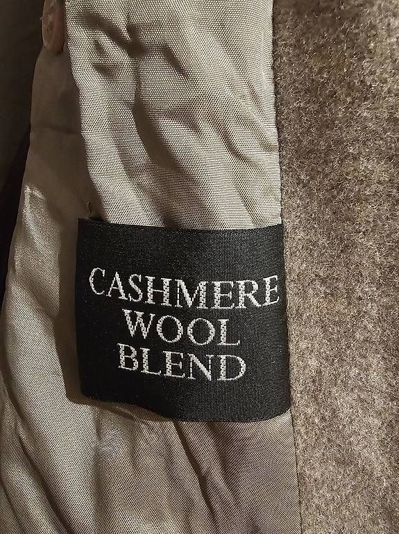 Cappotti: Wintermantel wolle cashmere Gr 36 – Usato da Uzwil venduto da sousse73 1