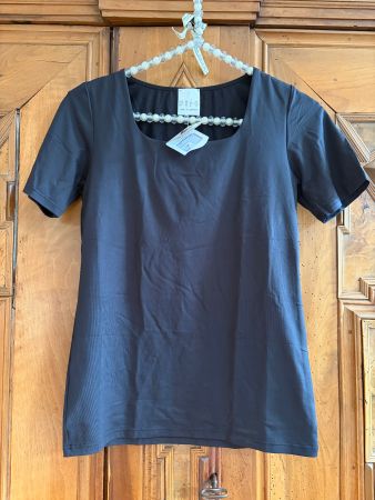 Sport Lycra T-Shirt  Neu mit Etikett  Größe: 38DE