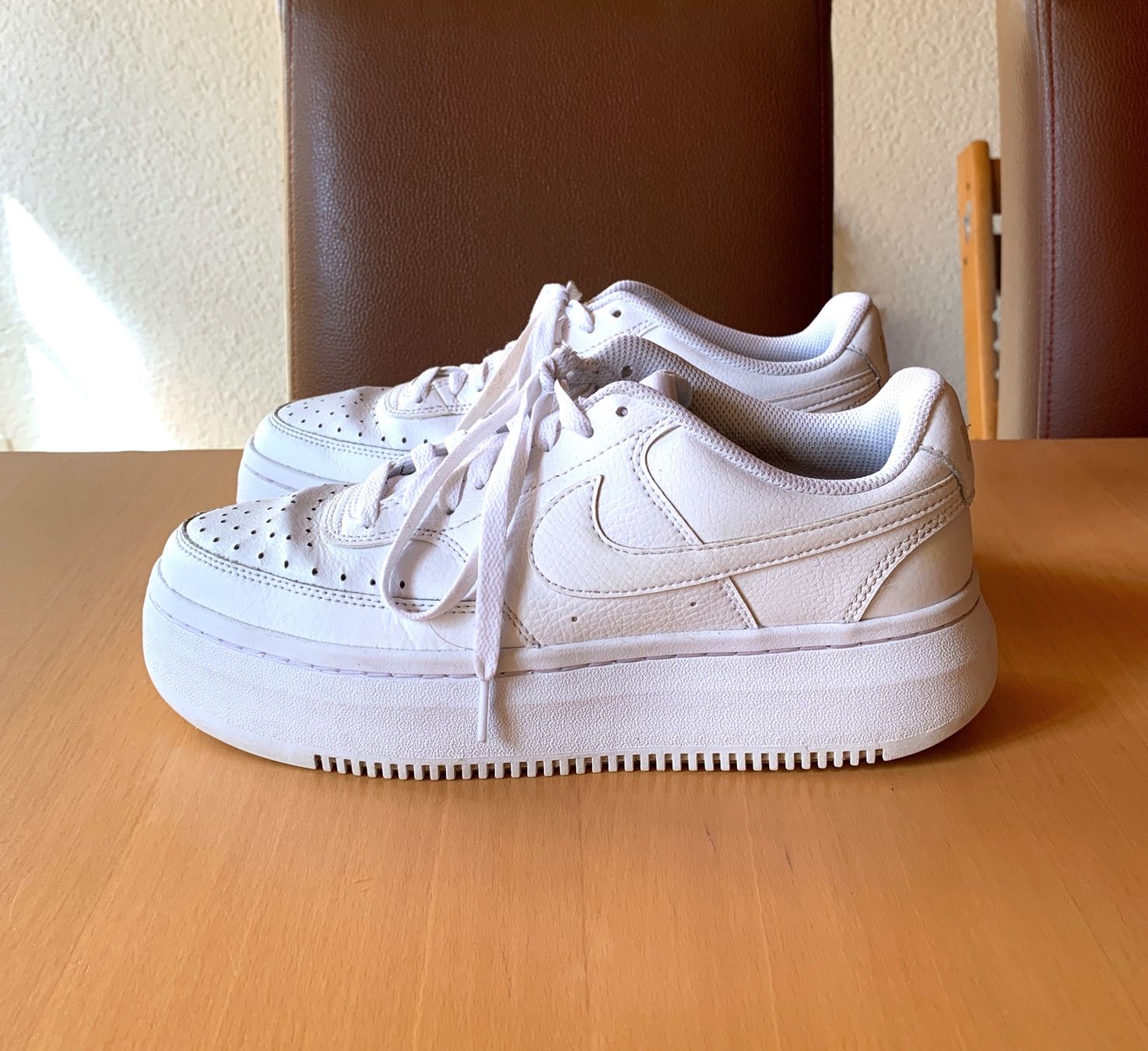 Nike Damenschuhe: Nike Court Vision Alta Schuhe Gr.41 – Gebraucht aus Rickenbach BL von Morlog 2