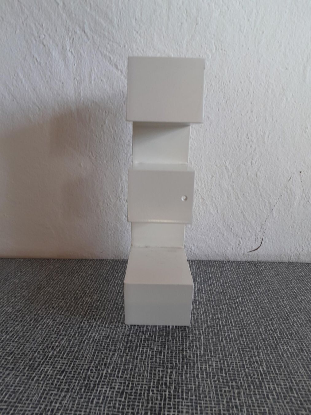 Alle Dekorationen: Kunststoff Buchstabe "E" – Gebraucht aus Männedorf von Bel-view 2