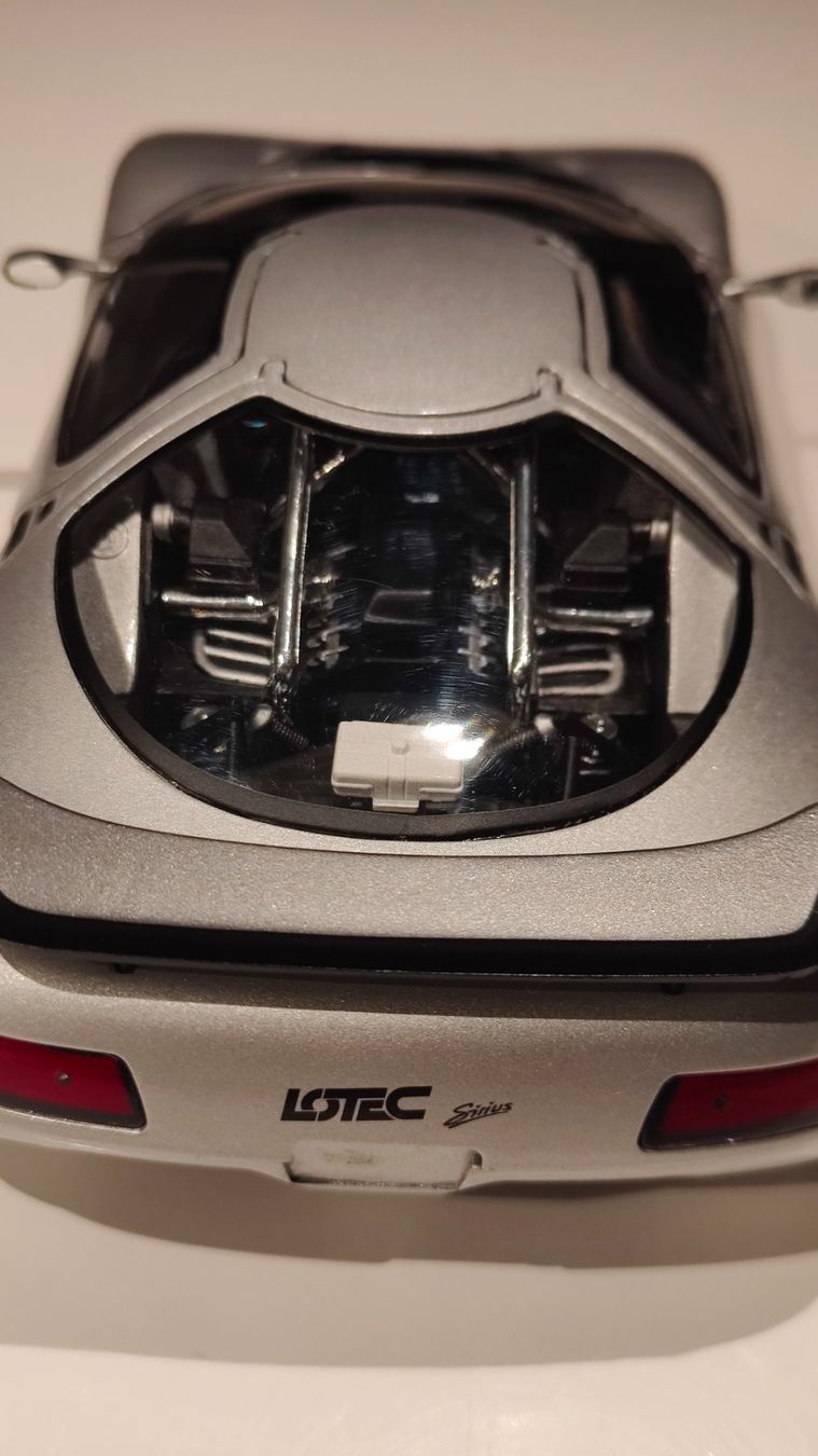 Modellini d'auto: Lotec Sirius Maxi Car 1:18 silber – Nuovo (secondo la descrizione) da Alpnach Dorf venduto da Rrducati 4