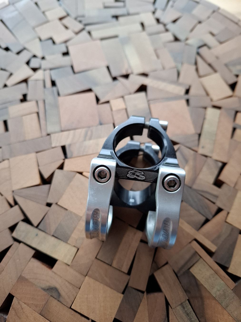 Renthal Pezzi di ricambio: Vorbau Renthal 31.8mm – Usato da Schöftland venduto da Eichboy