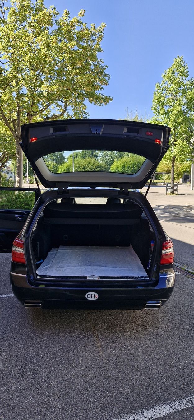 Mercedes-Benz Automobili: Mercedes benz E250 CDI 4matic  – Usato da Urtenen-Schönbühl venduto da WIND200 3