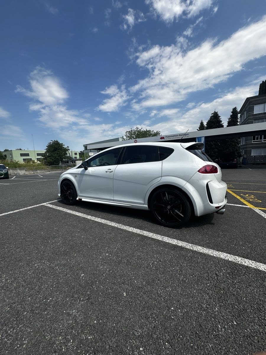 Seat Automobili: Sehr schöner Seta Leon Cupra R – Usato da Wädenswil venduto da milo038 9