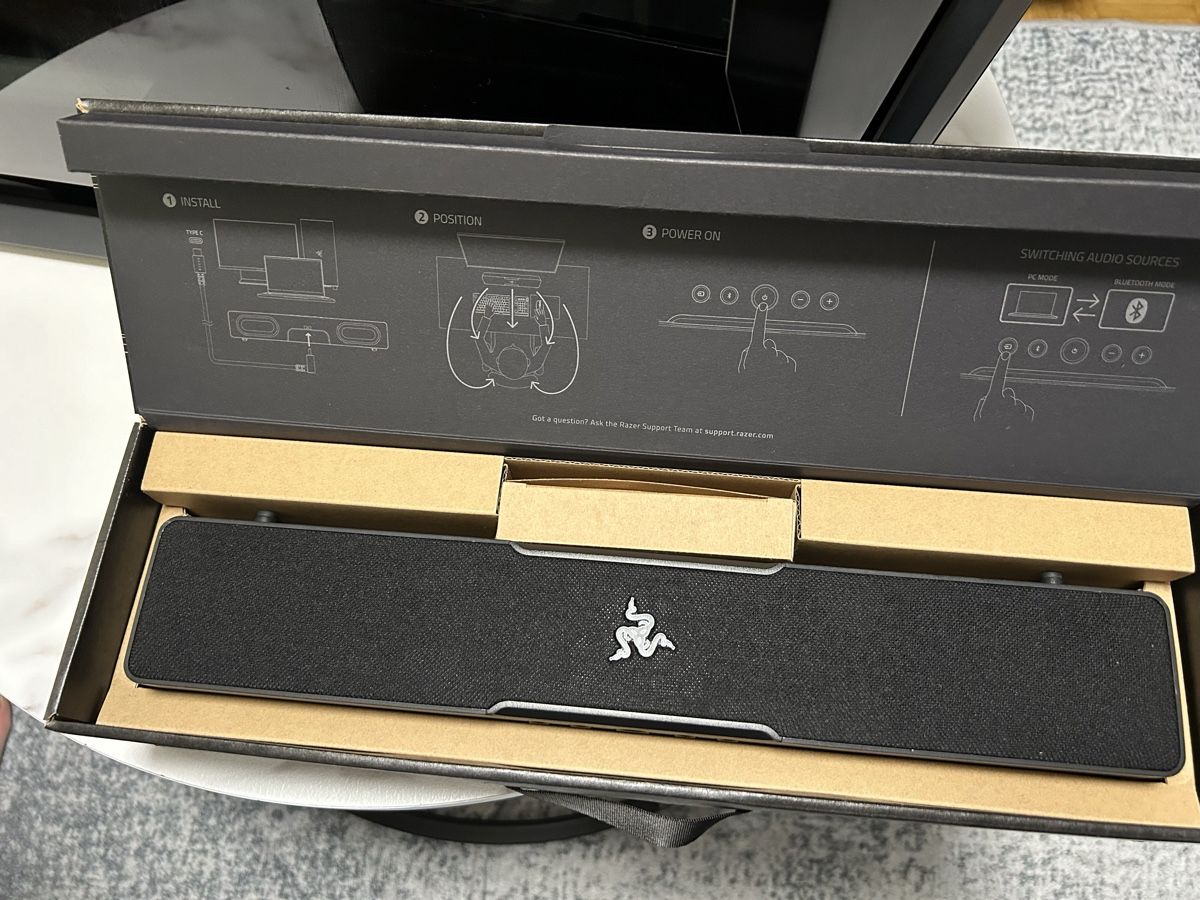 Razer Lautsprecher: Razer Leviathan V2 X PC Gaming Soundbar – Neu (gemäss Beschreibung) aus Moosseedorf von Slowwdown