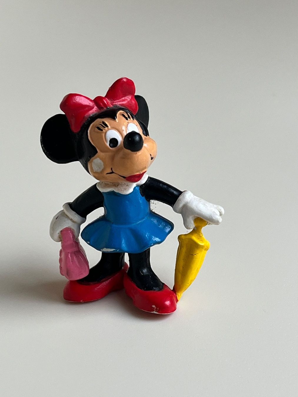 Disney Statuette: Minnie Mouse Figur mit Schirm – Usato da Winterthur venduto da Wusa01 1