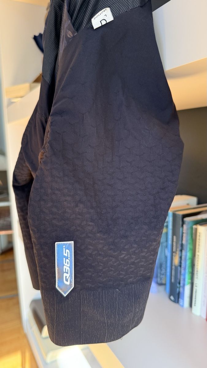 Pantaloni: Q36.5 UNIQUE Damen-Radhose  – Usato da Küsnacht venduto da cri_ngg5 1
