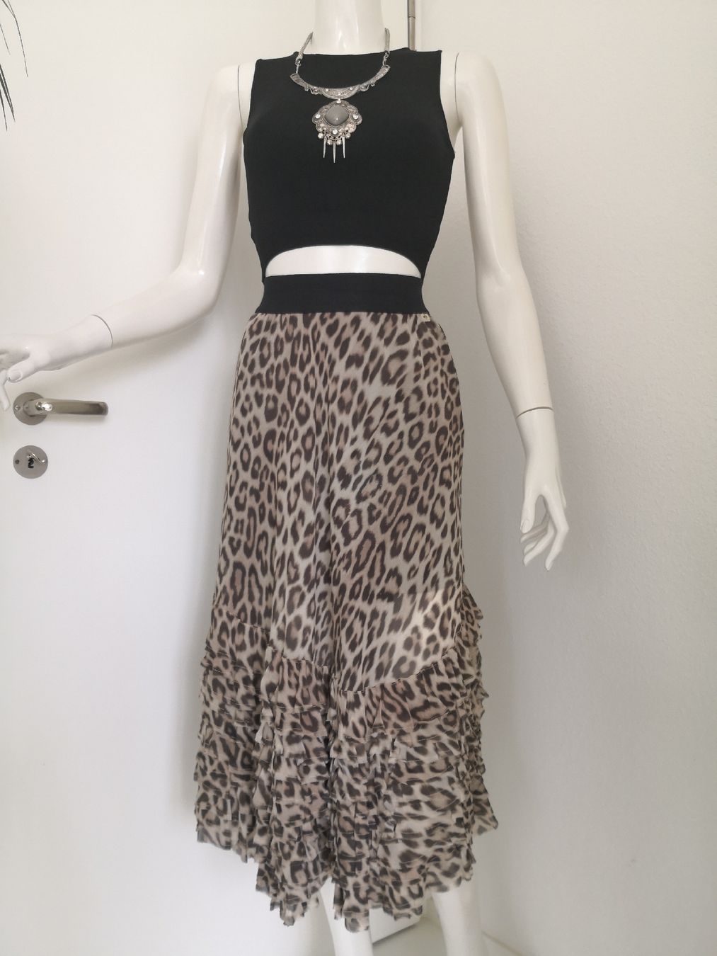 Twinset Röcke: TWINSET ROCK MIT RUSCHEN & ELAST & GEFUTTERT, ANIMALPRINT – Neu (gemäss Beschreibung) aus Olten von Naja-Twins-Twins 3