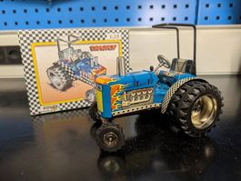 KOVAP Dragtor Renntraktor 1:25  NEU & OVP