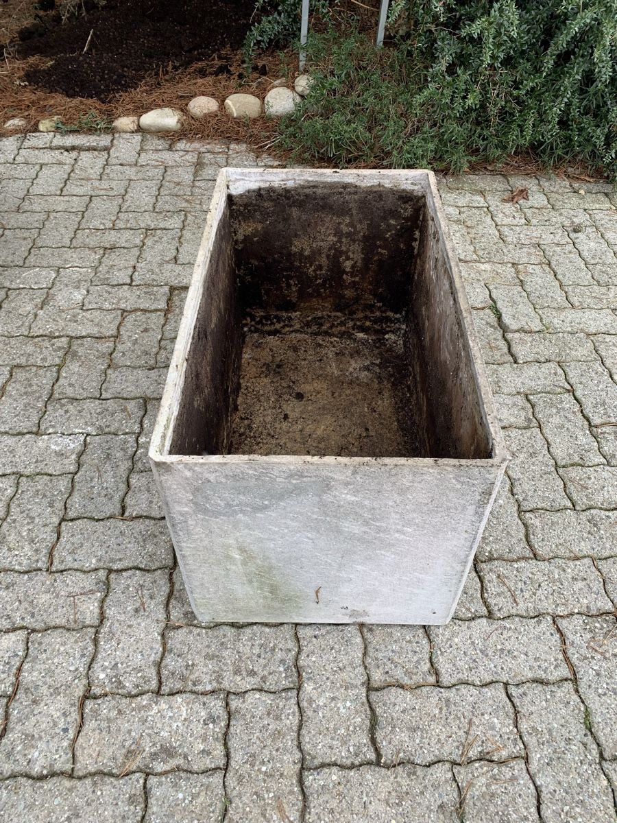 Pots de fleurs: Blumentopf – D'occasion à Utzigen par sev_8fxp 1