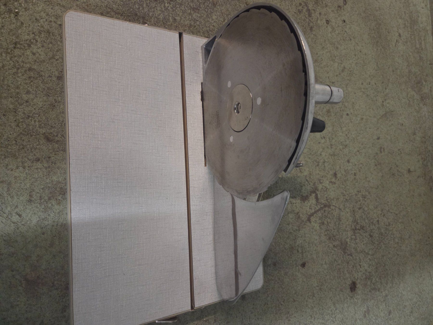 Piatti di portata: Ancienne trancheuse formica – Usato da Conthey venduto da greenday85 7
