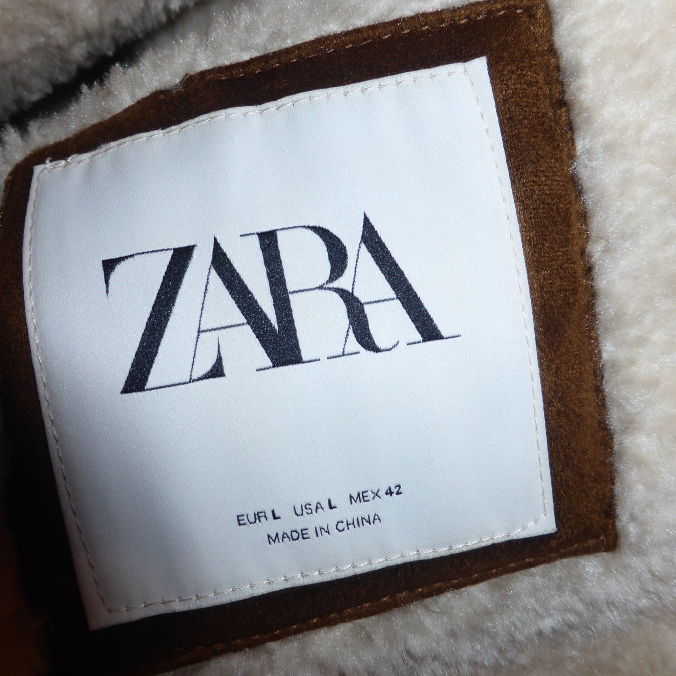 Zara Vestes: Winterjacke ZARA, Gr. L – D'occasion à St.Gallen par regenbogen5 1