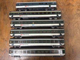 5 SBB Personenwagen Set Märklin und 1 Gepäckwagen Roco