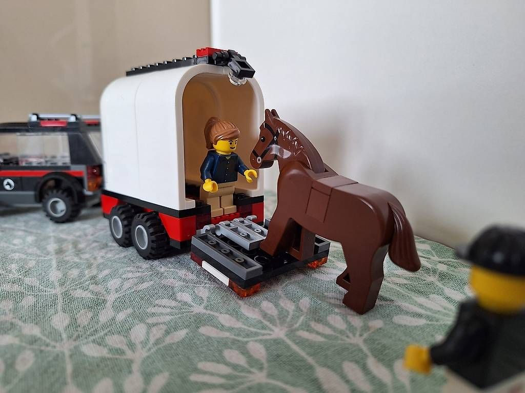 Giocattoli: Lego Pferdetransporter 7653 – Usato da Nottwil venduto da DanielB01020304
