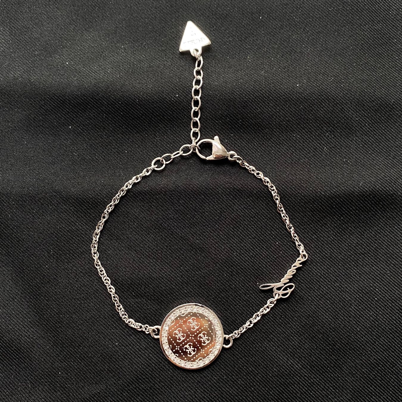 Guess Bracciali & Braccialetti: Guess Armband Silber NEU – Nuovo e nell'imballaggio originale da Givisiez venduto da dor_xb9k