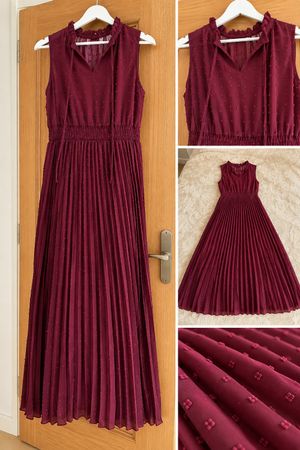 🍷 Bordeauxfarbenes Plissee-Kleid Gr. S/M – elegant & femini