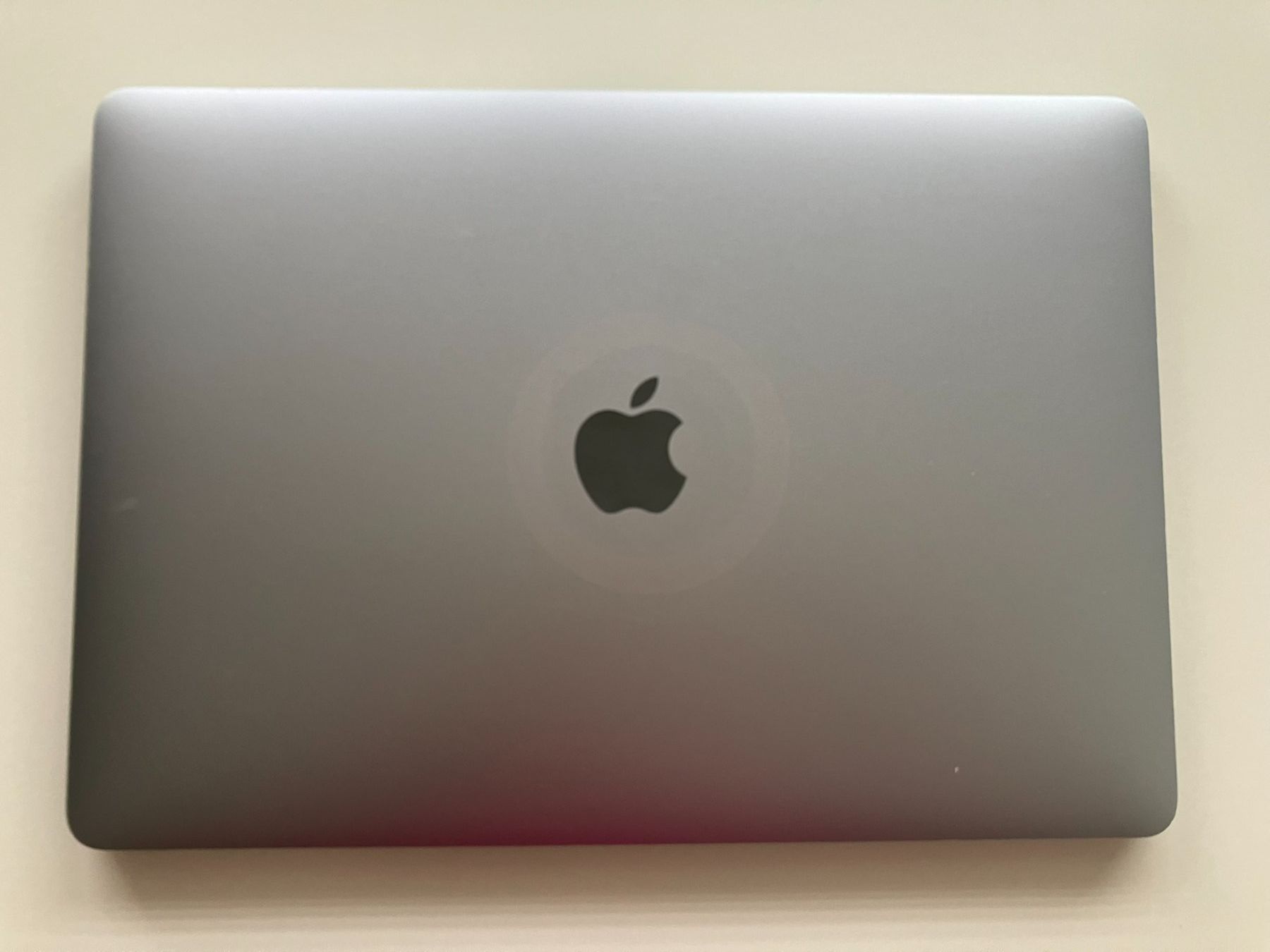 Apple Notebook: MacBook Pro 13" 2017 / 16GB / 256GB SSD / Touch Bar – Usato da Meisterschwanden venduto da Discus0 6