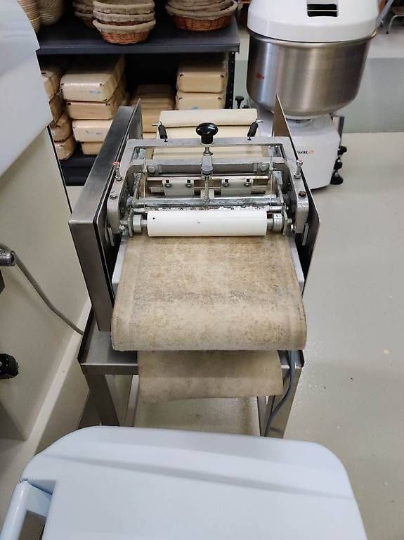 Alle Maschinen: Machine à rouler les croissants. Rondinette – Gebraucht aus Etagnières von sav_lwd5 1