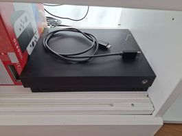XBox One X