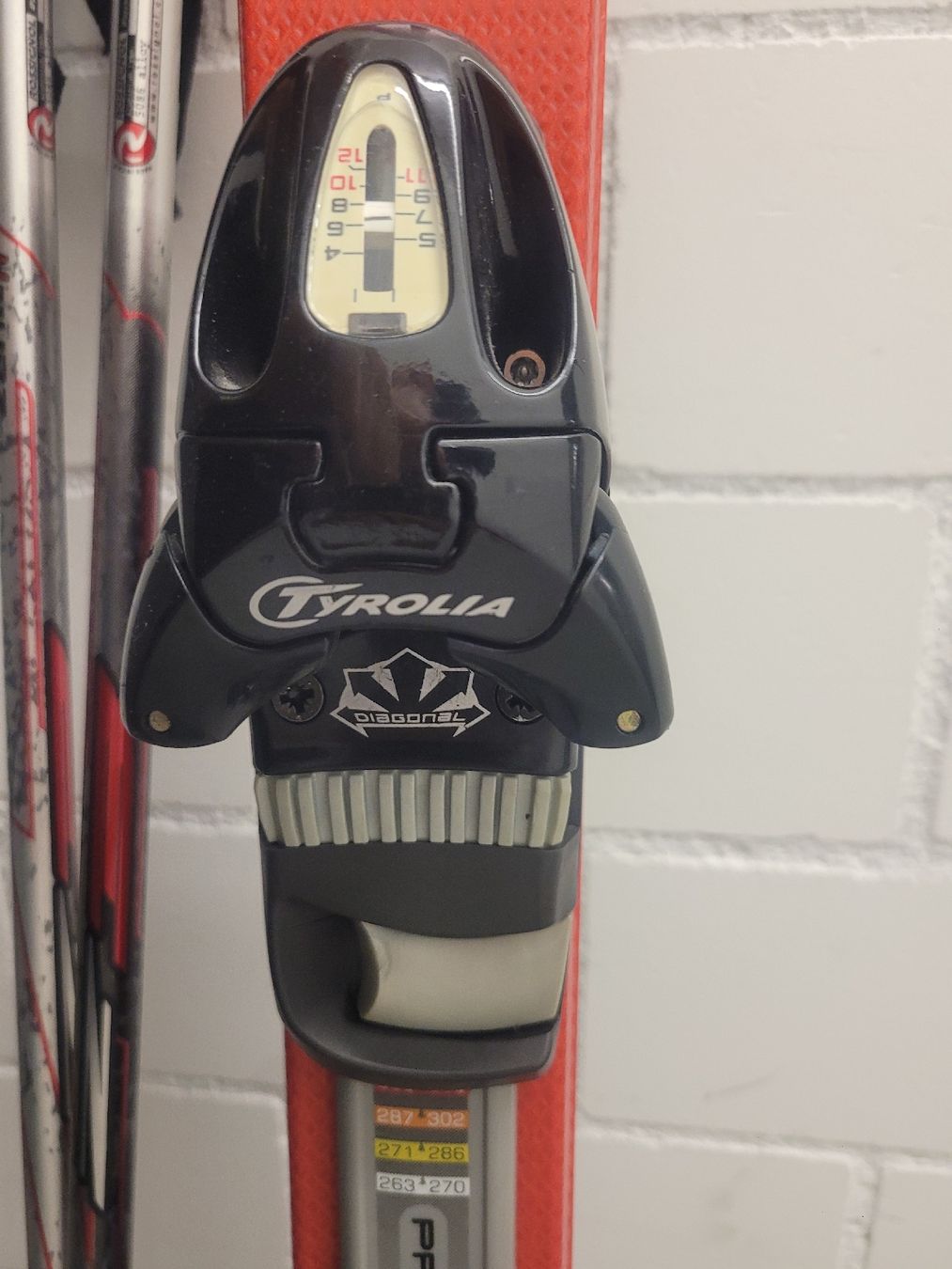 Head Skis: Head Ski + Poles (170 cm) – Gebraucht aus Zürich von kyi_2rnz 2