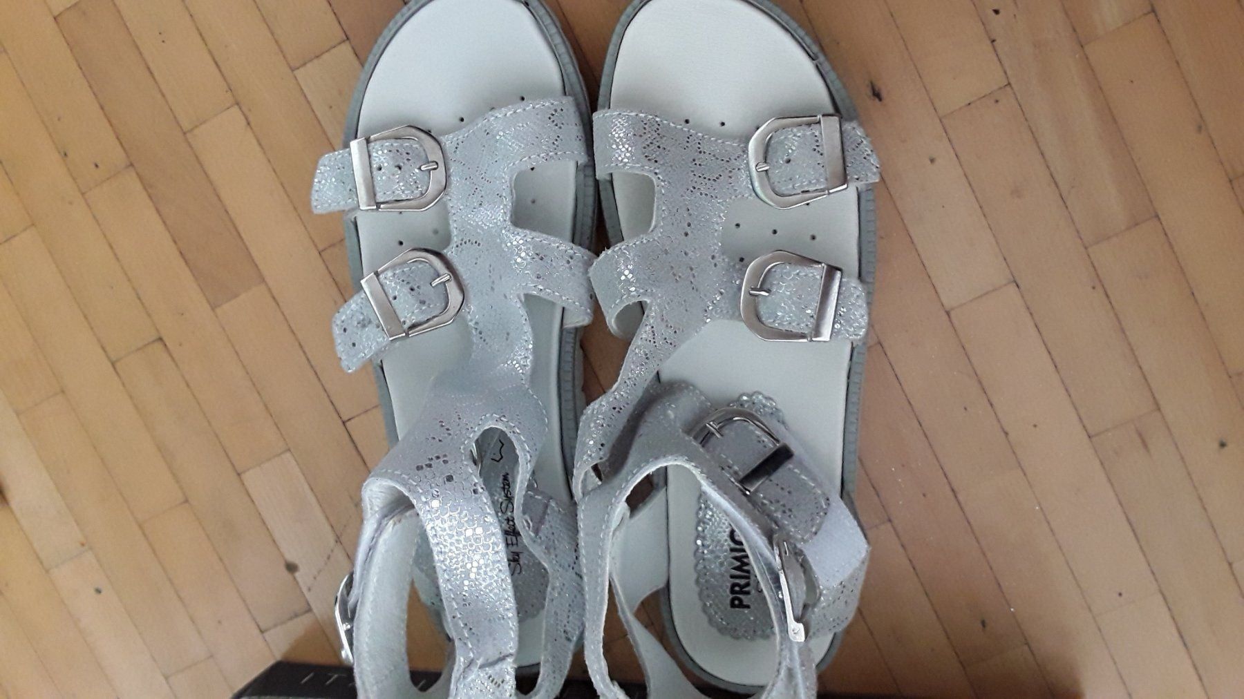 Schuhe für Mädchen: Neu primigi sandalen gr 36 – Neu und originalverpackt aus Dagmersellen von L.Ga.