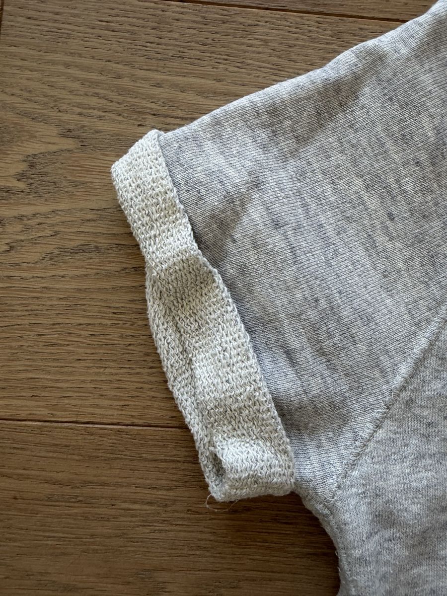 Sandro T-shirt: Sandro T-Shirt (wie kurzarm Pulli) – Usato da Zürich venduto da z00mie 3
