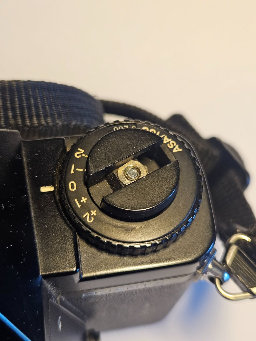 Mamiya Kamera: Mamiya ZM Quartz Spiegelreflexkamera mit Objektiv und Blitz – Gebraucht aus Zürich von Leimbi28 6