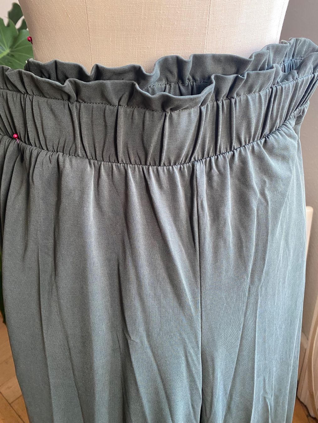 Pantaloni: Minimum Palazzo Hose , Gr. M – Usato da Basel venduto da NormaJean01 2