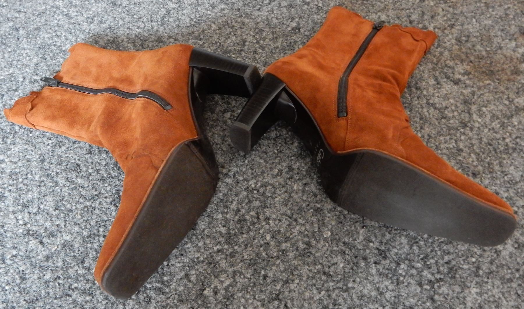 Scarpe da donna: Stiefelette Grösse 38 für Damen – Usato da Birsfelden venduto da jas54 1