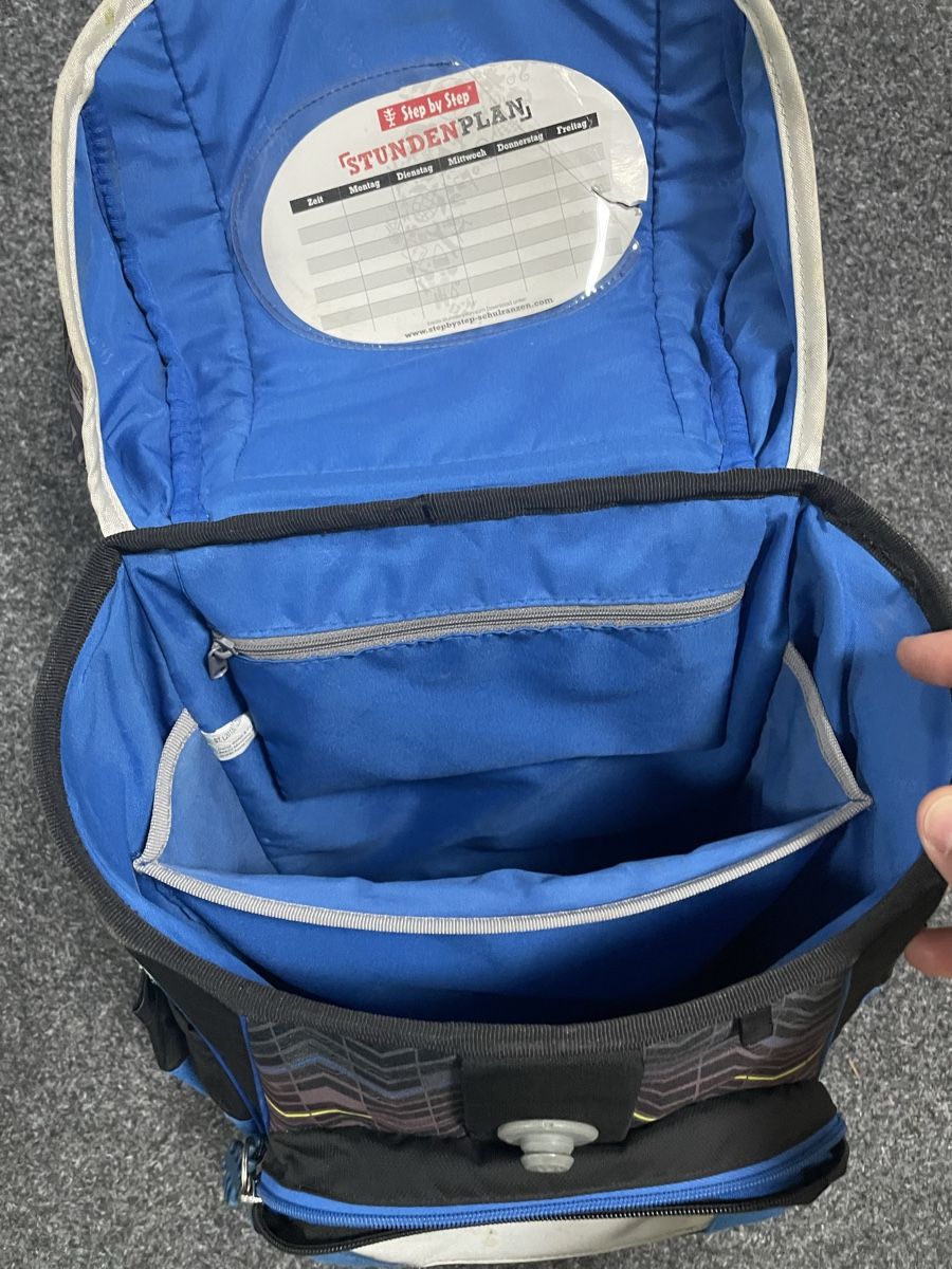 Step by Step Borse & Zaini: Schulranzen Step by Step blau schwarz – Usato da Lupsingen venduto da McFly12 4
