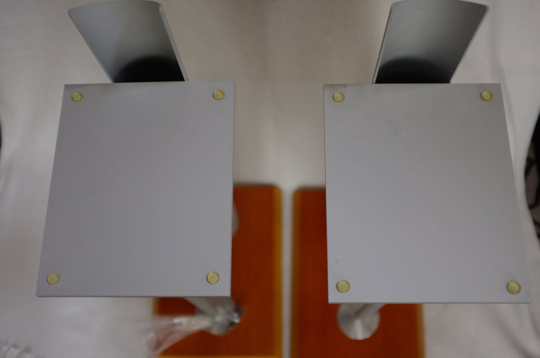 Wandhalterungen: Lautsprecher stander, set mit spikes – Gebraucht aus Ennenda von HOLMEX