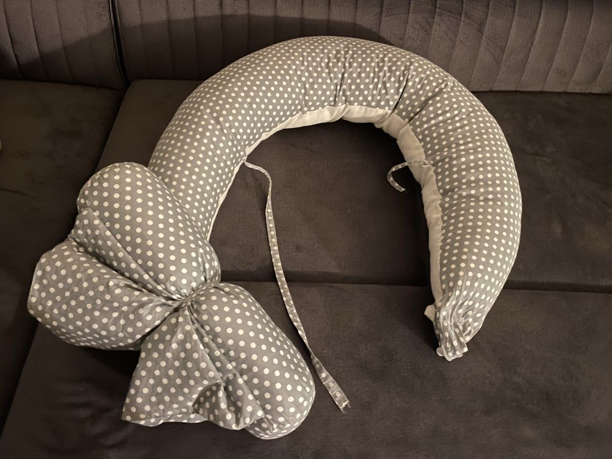 Lotti di vestiti: Maternity Clothes & Pillow – Usato da Meilen venduto da val_tsv8 3