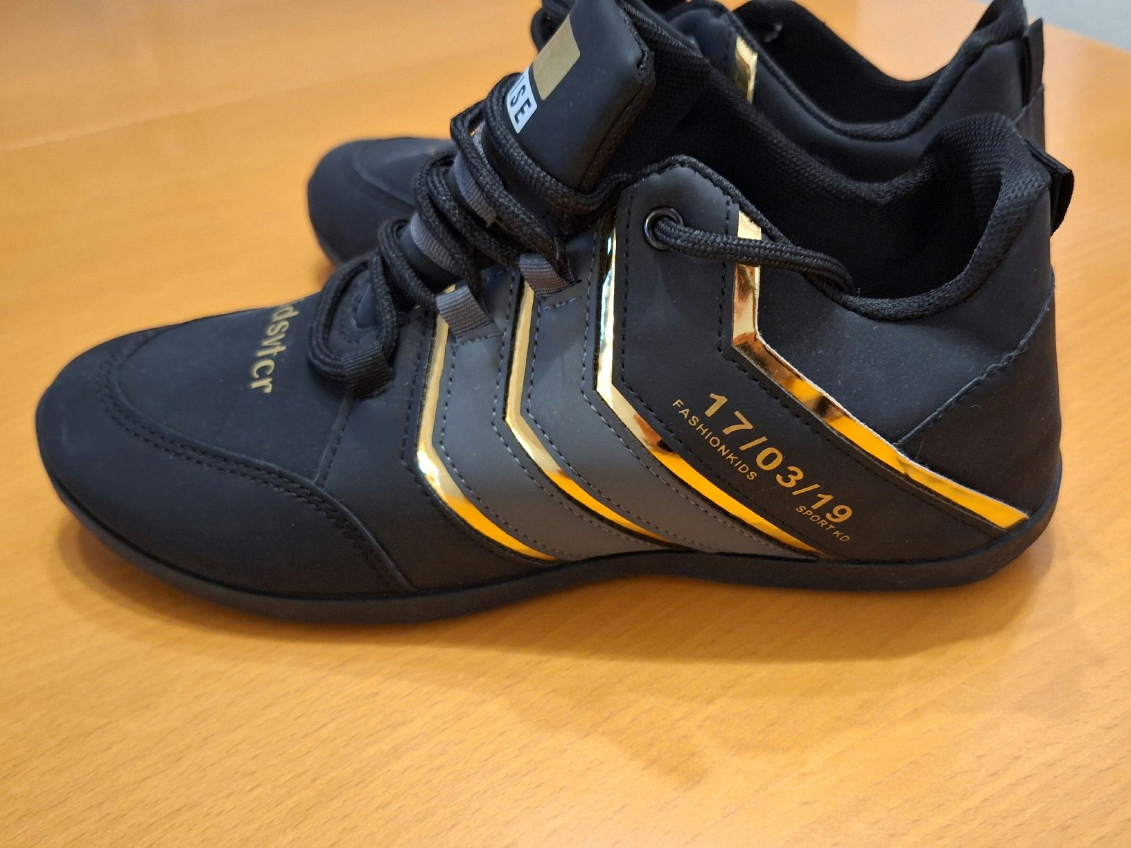 Herrenschuhe: Sneaker Grösse 43 – Neu (gemäss Beschreibung) aus Reinach AG von beatbox1977 1