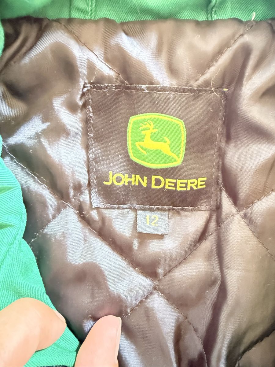 Gilets: John Deere Gilet 12 Jahre – D'occasion à Roggwil TG par Rutschmann 1