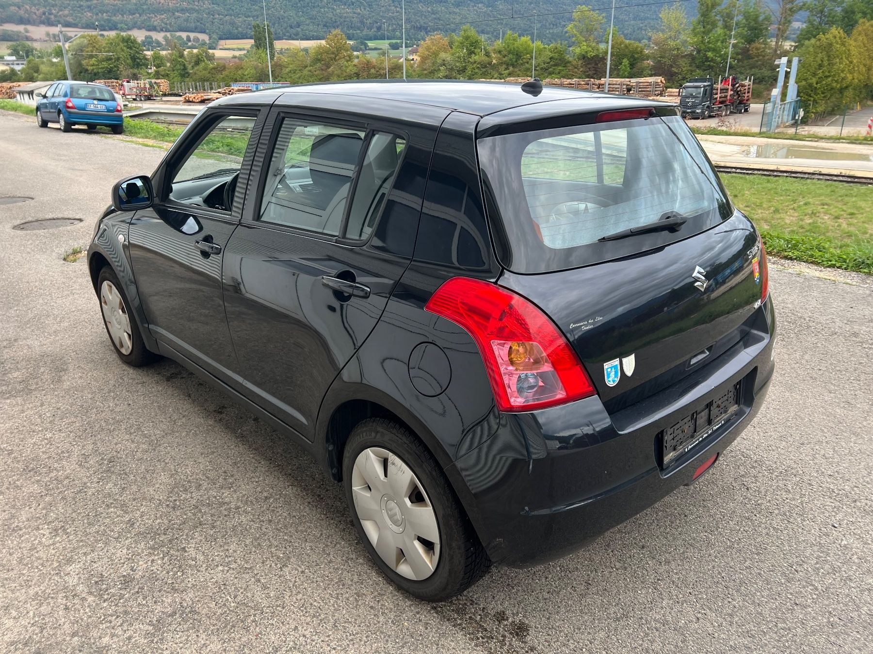 Suzuki Automobili: SUZUKI Swift 1.3 4x4 – Usato da Delémont venduto da MBSHA 6