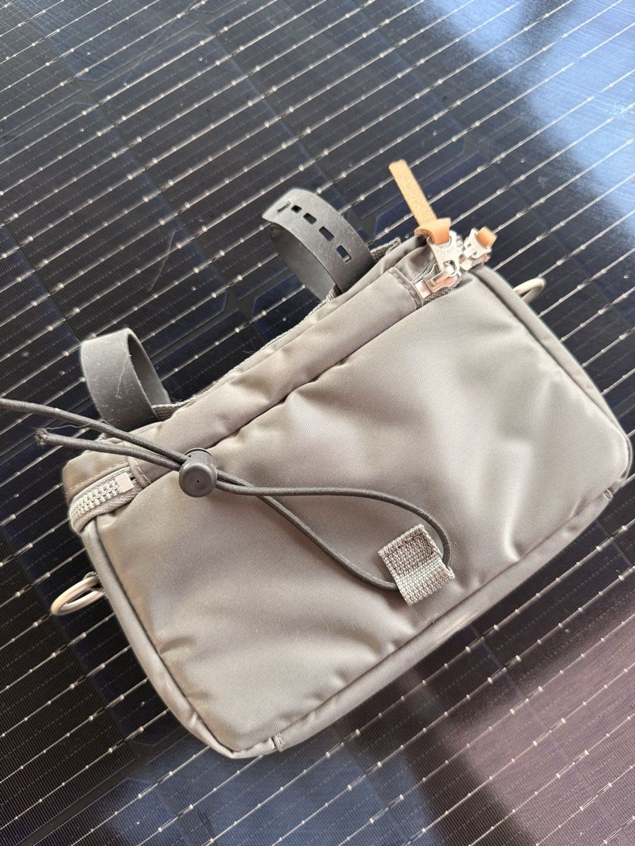Pas Normal Studios Taschen: Pas Normal Studios  – Neu (gemäss Beschreibung) aus Sugiez von Mlle_Bakets 1