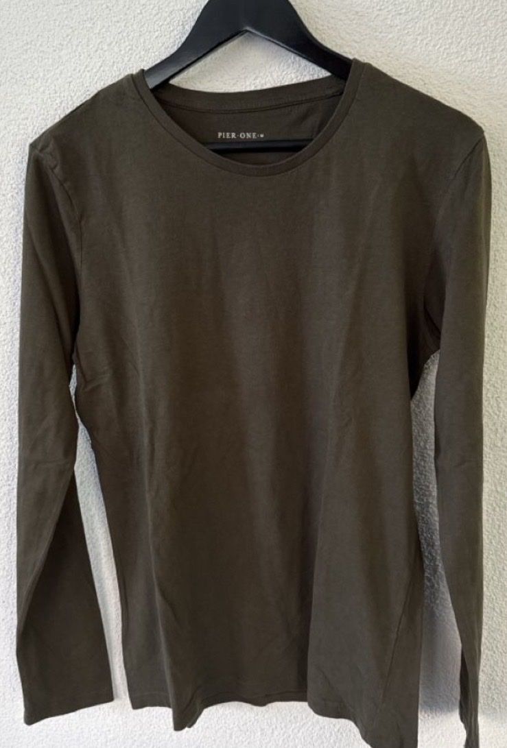 Pullover & Sweatshirts: Langarmshirt PIER ONE Grösse M khaki – Neu (gemäss Beschreibung) aus Freidorf TG von nad_fxh7