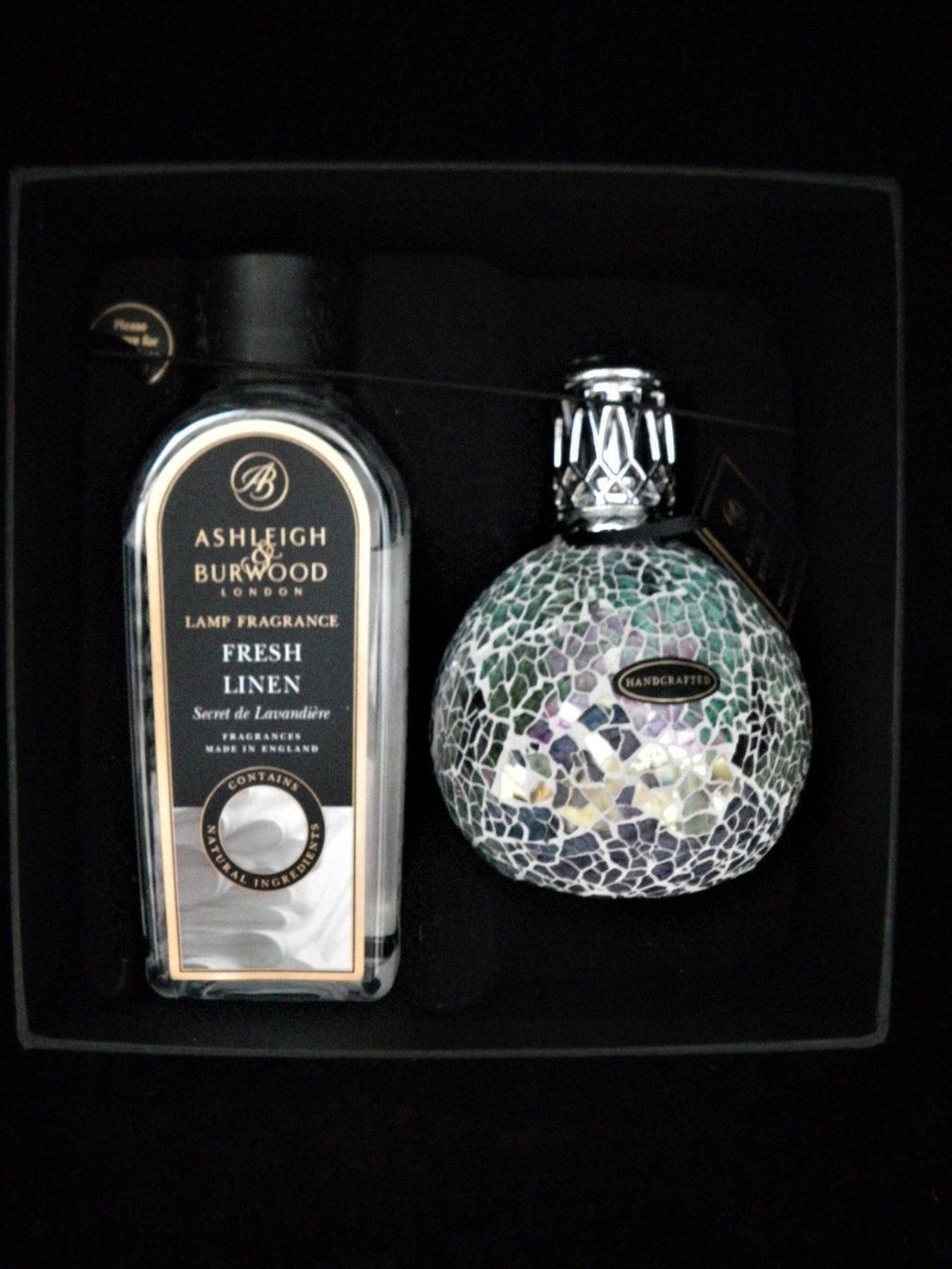 Diffusori di oli essenziali: ASHLEIGH BURWOOD Duftlampen-Geschenkset – Nuovo e nell'imballaggio originale da Reinach BL venduto da Annodomini 1