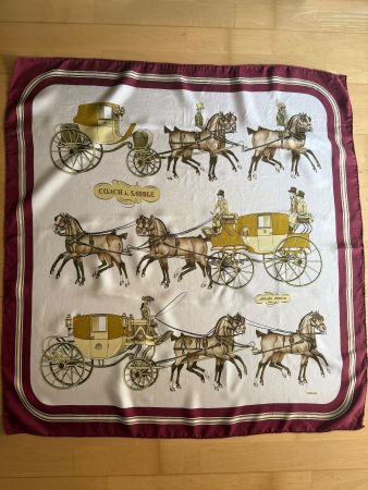Vintage HERMES Seiten Foulard „Coach & Saddle“