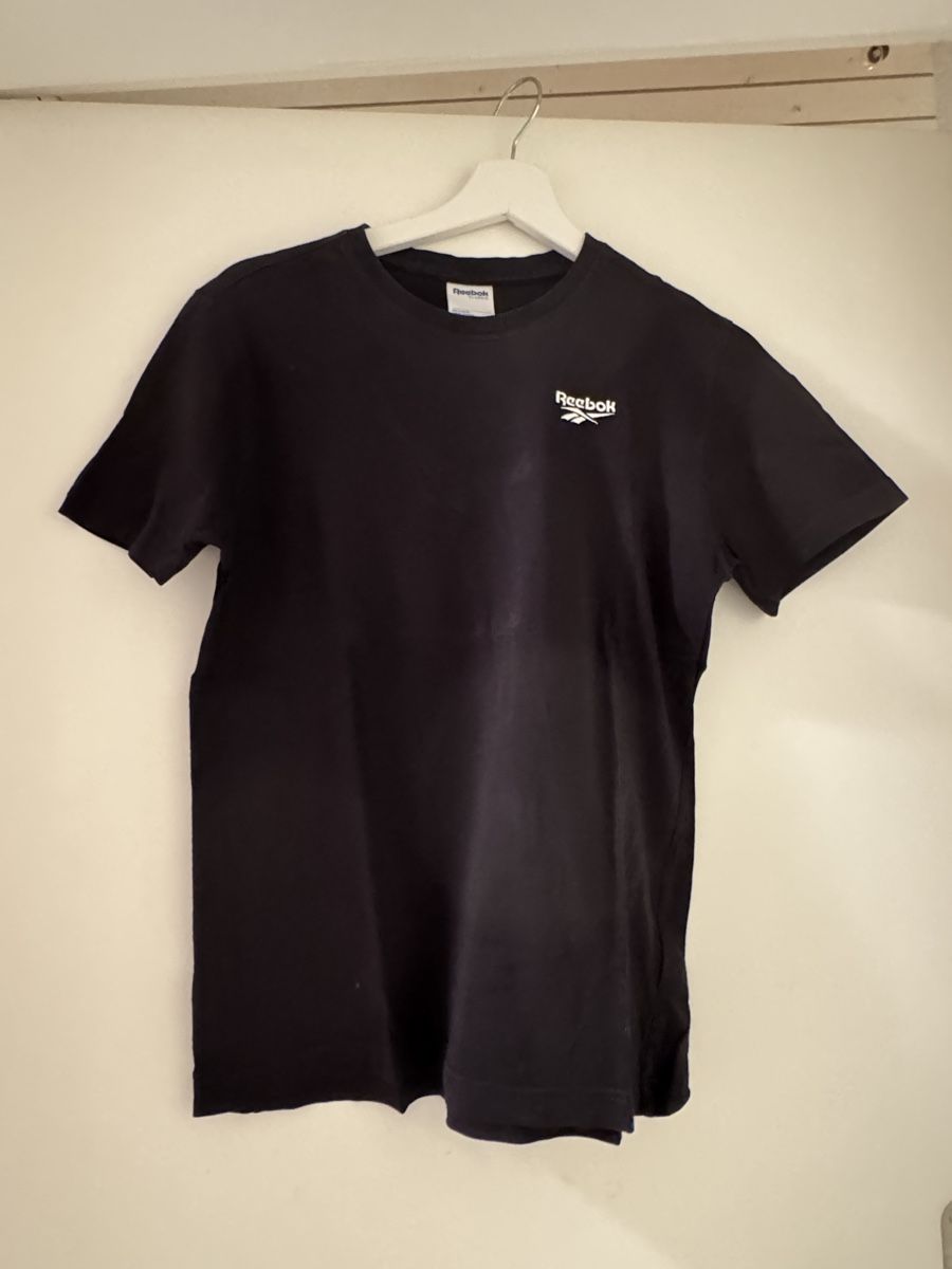 Reebok T-shirt: T-shirt – Nuovo (secondo la descrizione) da Turgi venduto da eiiinalem
