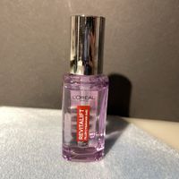 NEU: Loreal Paris Revitalift Filler Augenserum 20ml