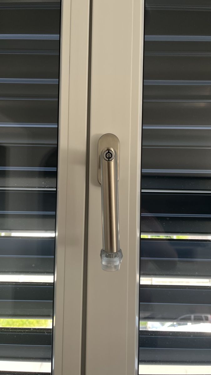 Fenêtres: 5 Abschliessbare Fenstergriffe – D'occasion à Emmenbrücke par Hamster-Traum 1