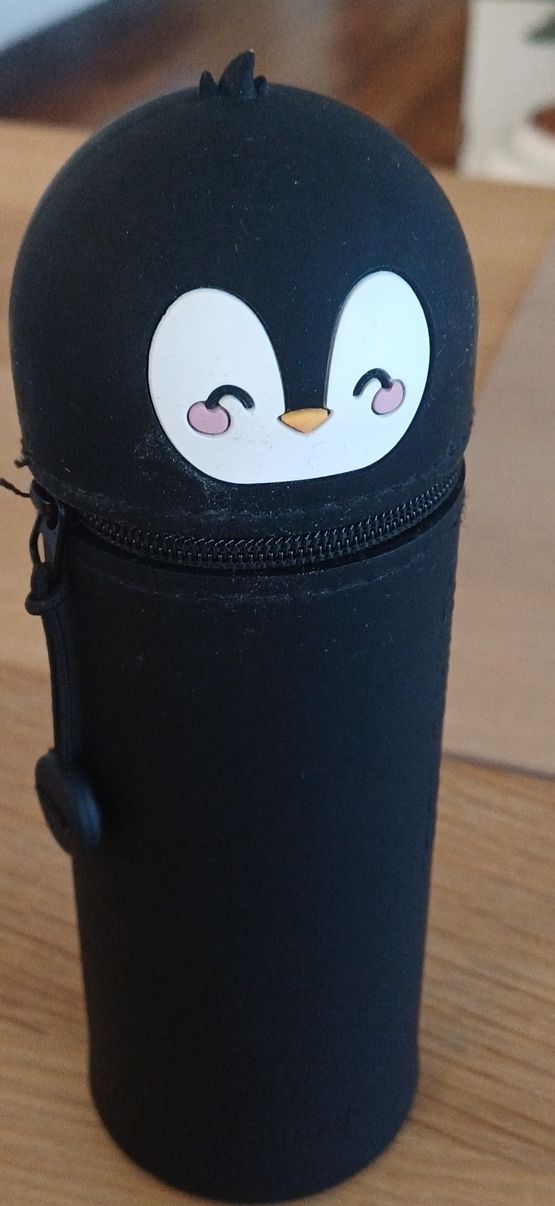 Legami Sonstiges Schreiben & Zeichnen: Original Legami Etui Pinguin – Gebraucht aus Adligenswil von fabianbrunner